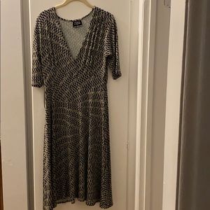 Beautiful dress with a little weight V neck